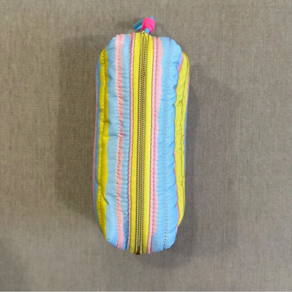 Pastel Colored Puffer Pouch